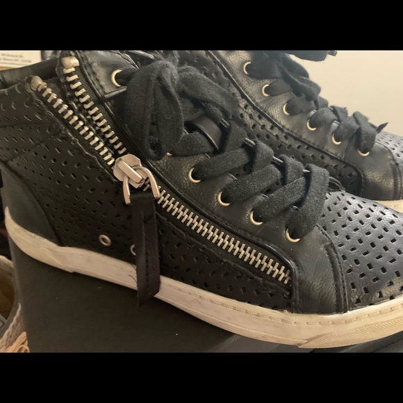 Dolce Vita High Top sneakers - Picture 1 of 5